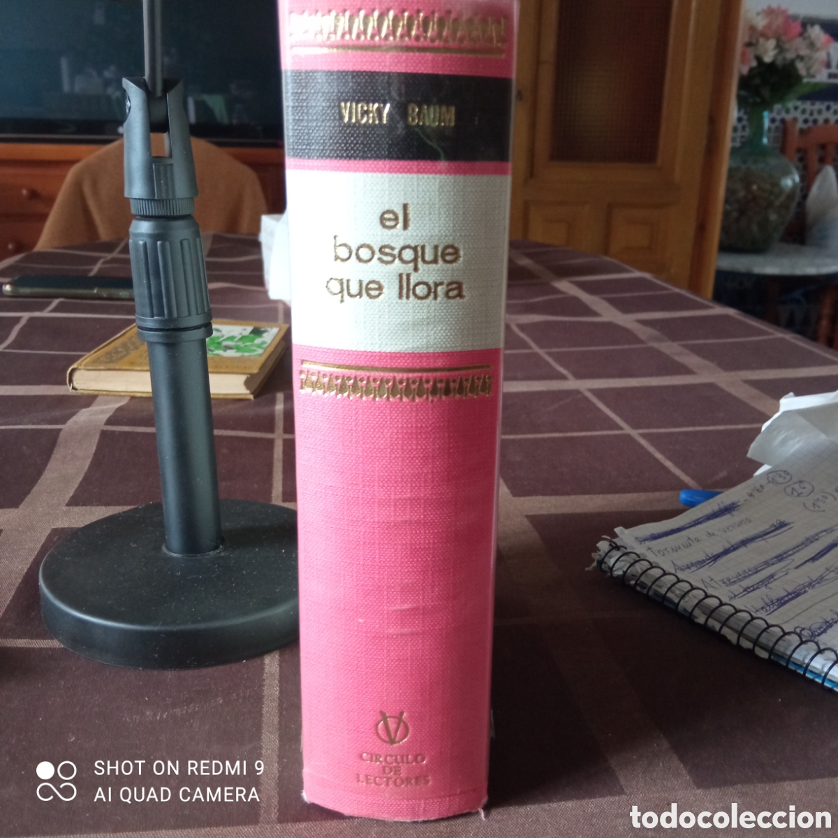 Libros de segunda mano: El bosque que llora :por Vicky baum. - Foto 1
