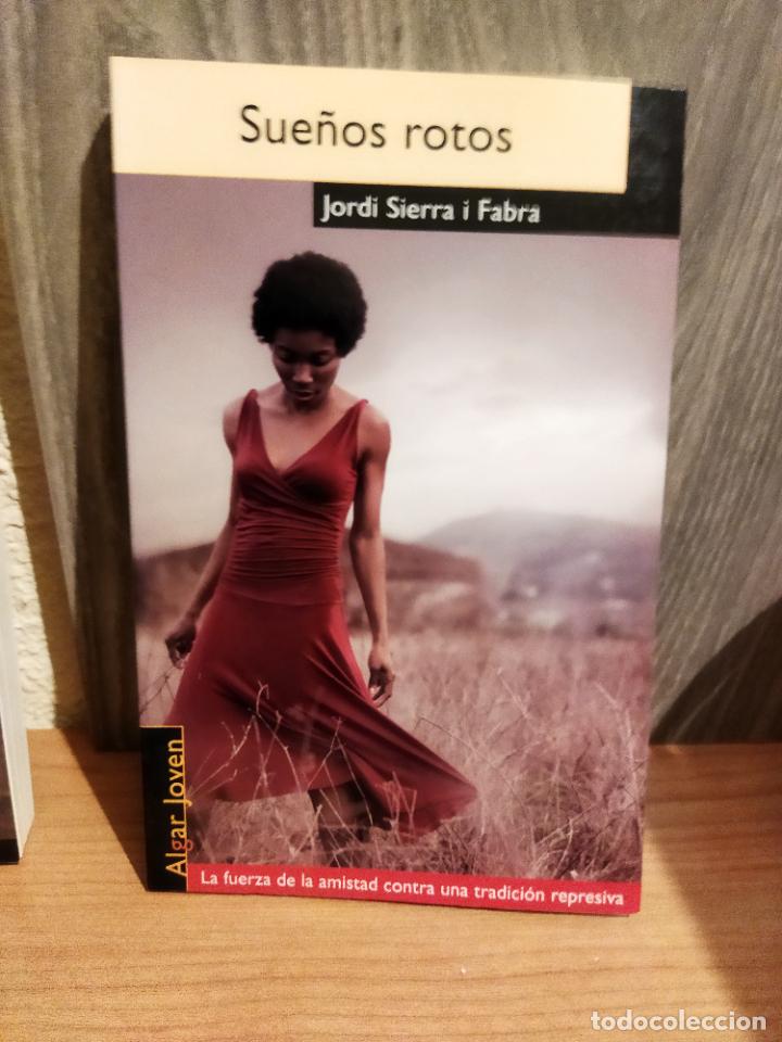 Libros de segunda mano: Sue&ntilde;os rotos - Foto 1