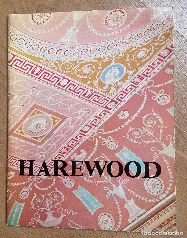 Libros de segunda mano: HAREWOOD, GUIDE BOOK En ingles - Foto 1
