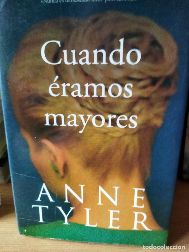 Libros de segunda mano: Cuando &eacute;ramos mayores - Foto 1