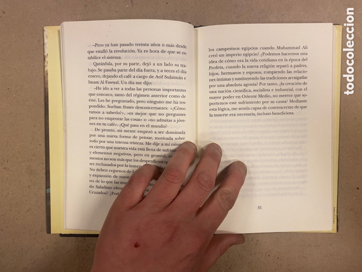 Libros de segunda mano: CAF&Eacute; KARNAK. NAGUIB MAHFUZ. EDICIONES MART&Iacute;NEZ ROCA 2001 (1&ordf; EDICI&Oacute;N ). - Foto 5