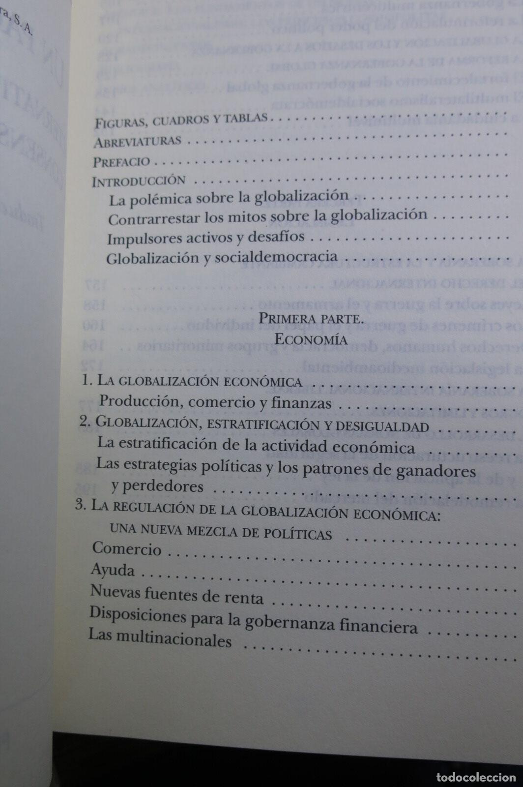 Libros de segunda mano: Un pacto global. David Held - Foto 2