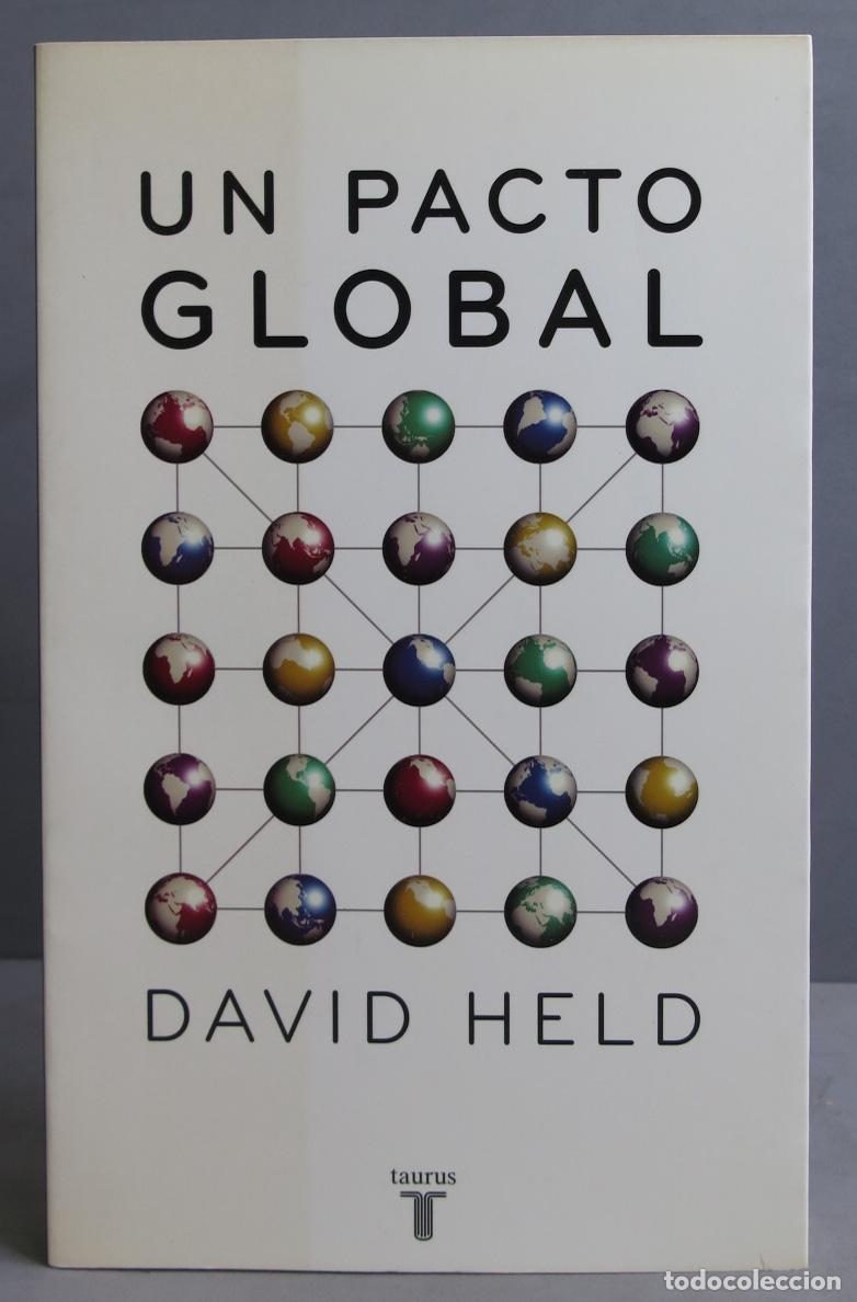 Libros de segunda mano: Un pacto global. David Held - Foto 1