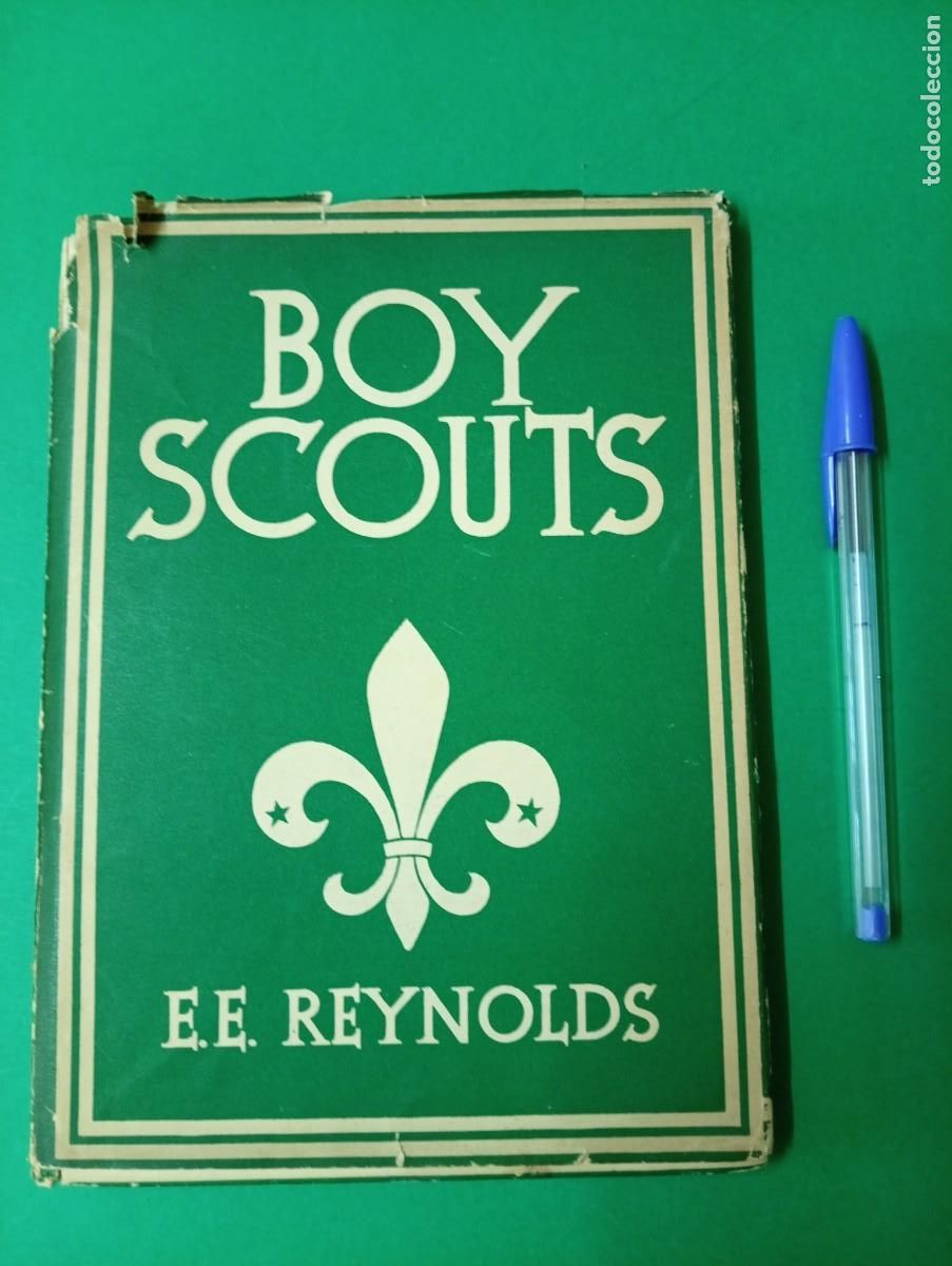 Libros de segunda mano: Antiguo libro de BOY SCOUTS. London 1944. - Foto 1