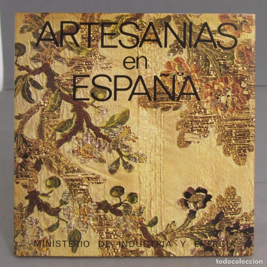 Libros de segunda mano: ARTESANIAS EN ESPA&Ntilde;A - Foto 1
