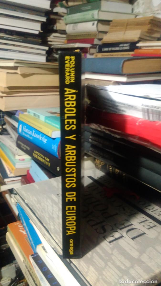 Libros de segunda mano: &Aacute;RBOLES Y ARBUSTOS DE EUROPA, POLUNIN EVERARD, ED. OMEGA - Foto 2