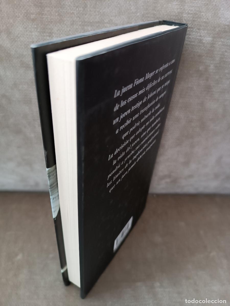 Libros de segunda mano: IAN MCEWAN - LA LEY DEL MENOR - C&Iacute;RCULO DE LECTORES, 2015 - Foto 4