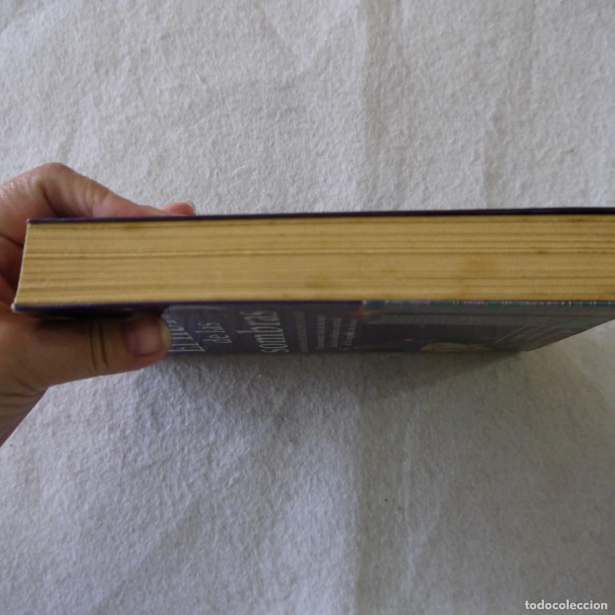 Libros de segunda mano: EL LIBRO DE LAS SOMBRAS - PHYLLIS CUROTT - ROBIN BOOK - 2000 - Foto 5