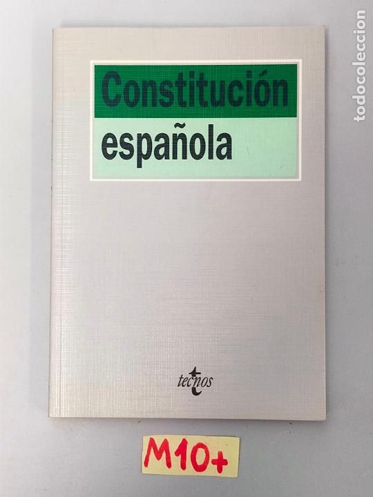 Libros de segunda mano: Constituci&oacute;n Espa&ntilde;ola - Foto 1