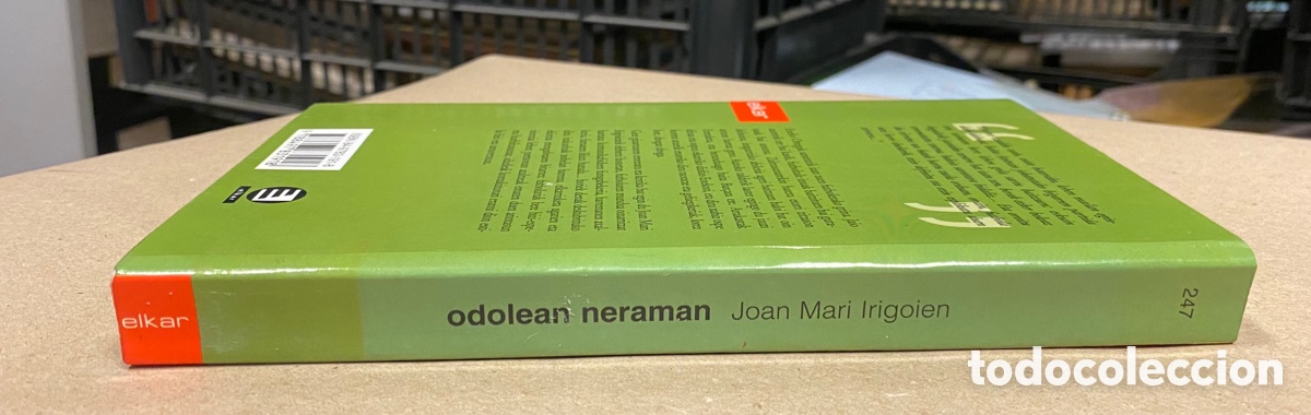 Libros de segunda mano: ODOLEAN NERAMAN. JOAN MARI IRIGOIEN. ELKAR ARGITALETXEA 2004. EUSKARAZ. - Foto 6