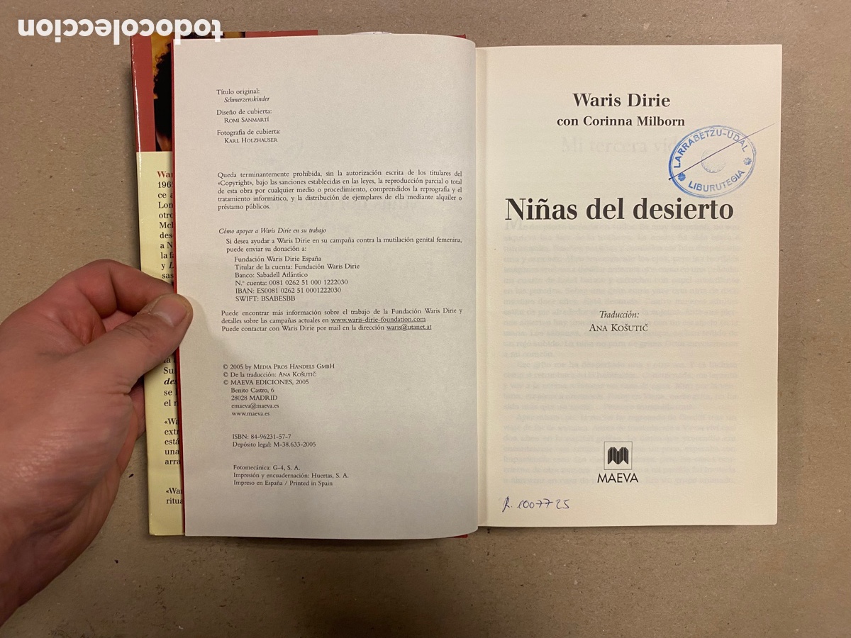 Libros de segunda mano: NI&Ntilde;AS DEL DESIERTO. WARIS DIRIE. MAEVA EDICIONES 2005. - Foto 2