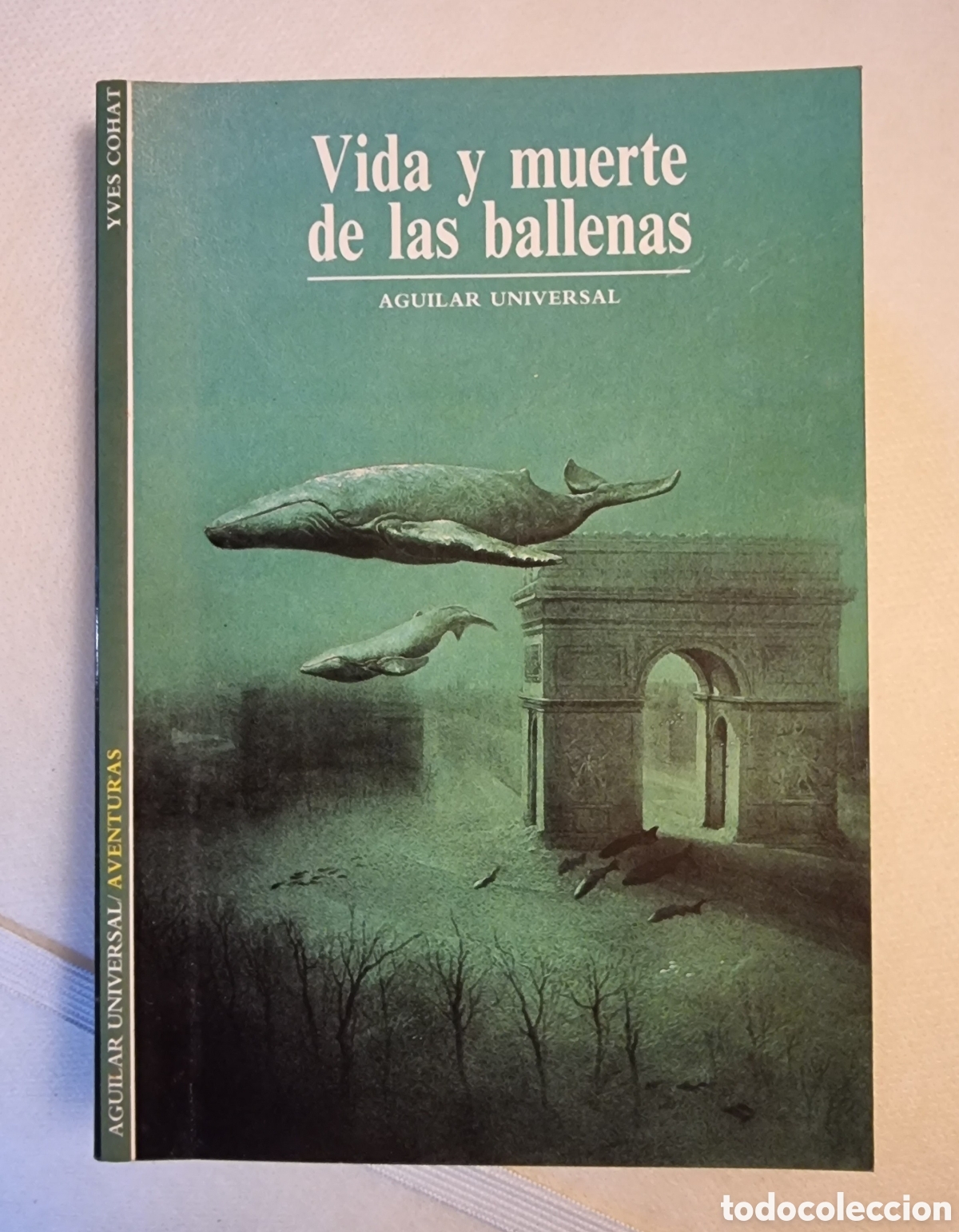 Libros de segunda mano: VIDA Y MUERTE DE LAS BALLENAS. Aguilar Universal - Foto 1