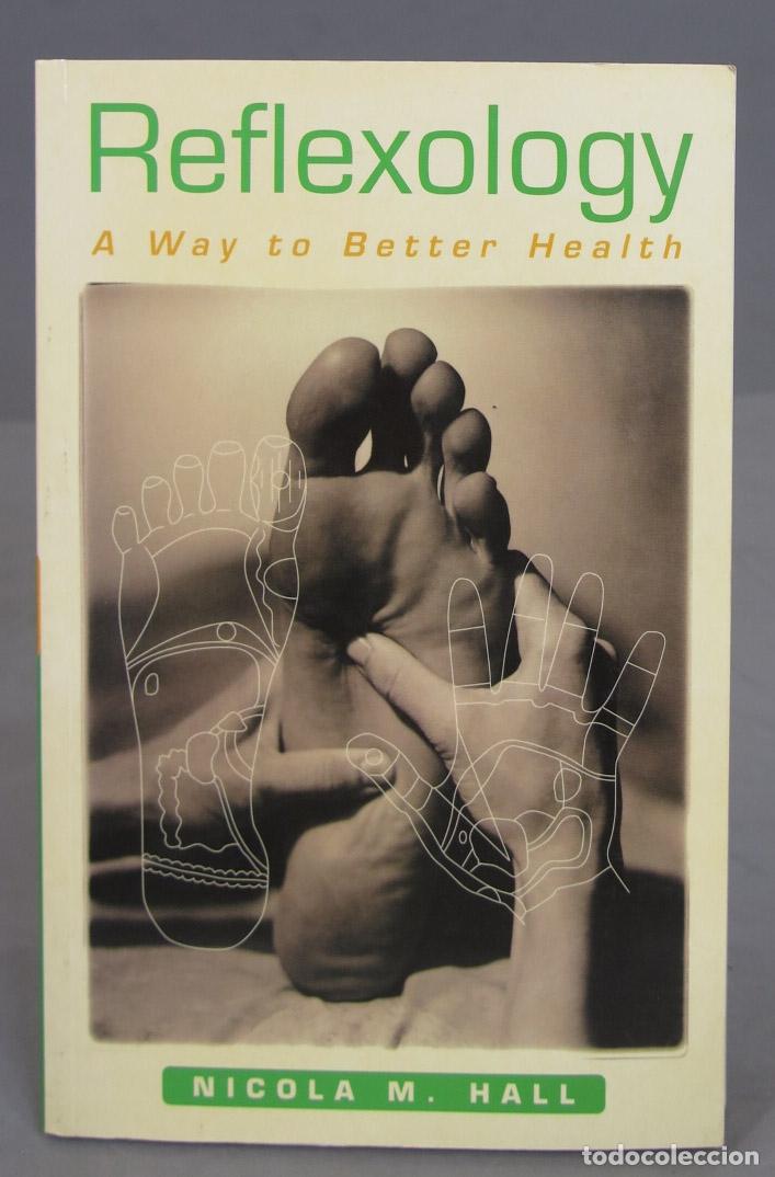 Libros de segunda mano: Reflexology. Nicola M. Hall - Foto 1