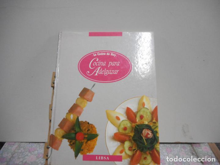 Libros de segunda mano: COCINA PARA ADELGAZAR. EDICIONES LIBSA. - Foto 1
