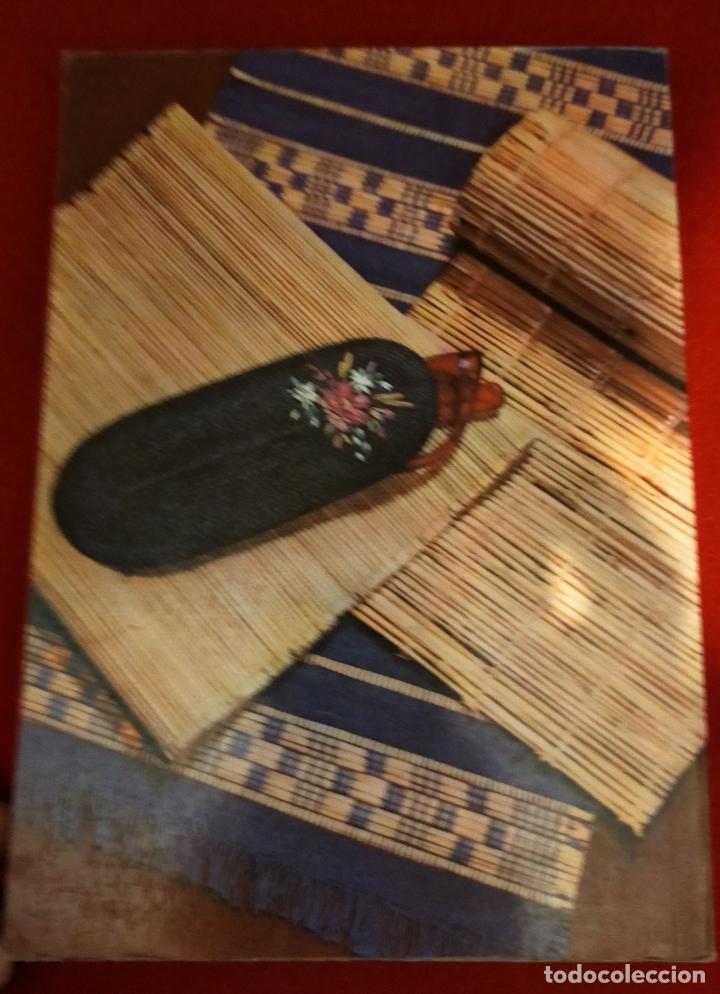 Libros de segunda mano: ADORNOS Y OBJETOS UTILES CON PAJA Y JUNCO - Foto 2