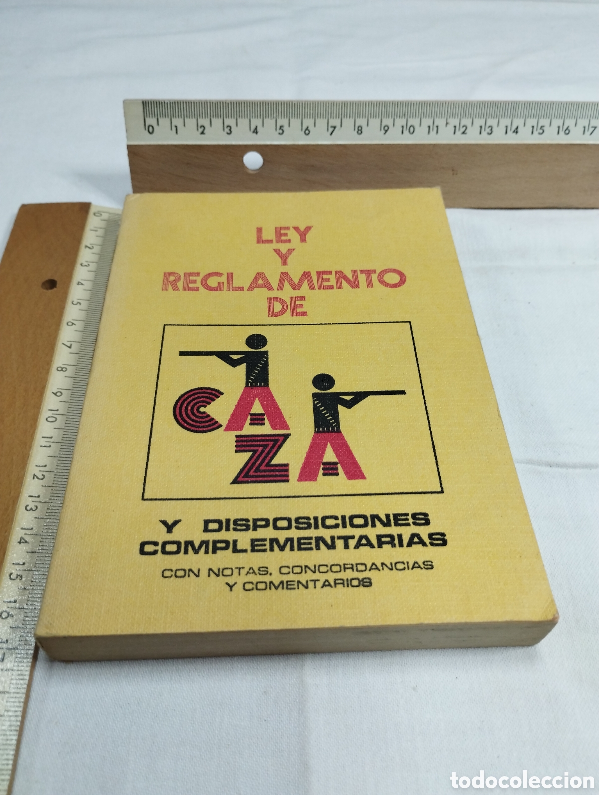 Libros de segunda mano: Ley y reglamento de caza. Lamberto Ruiz, 1975 KKB - Foto 1