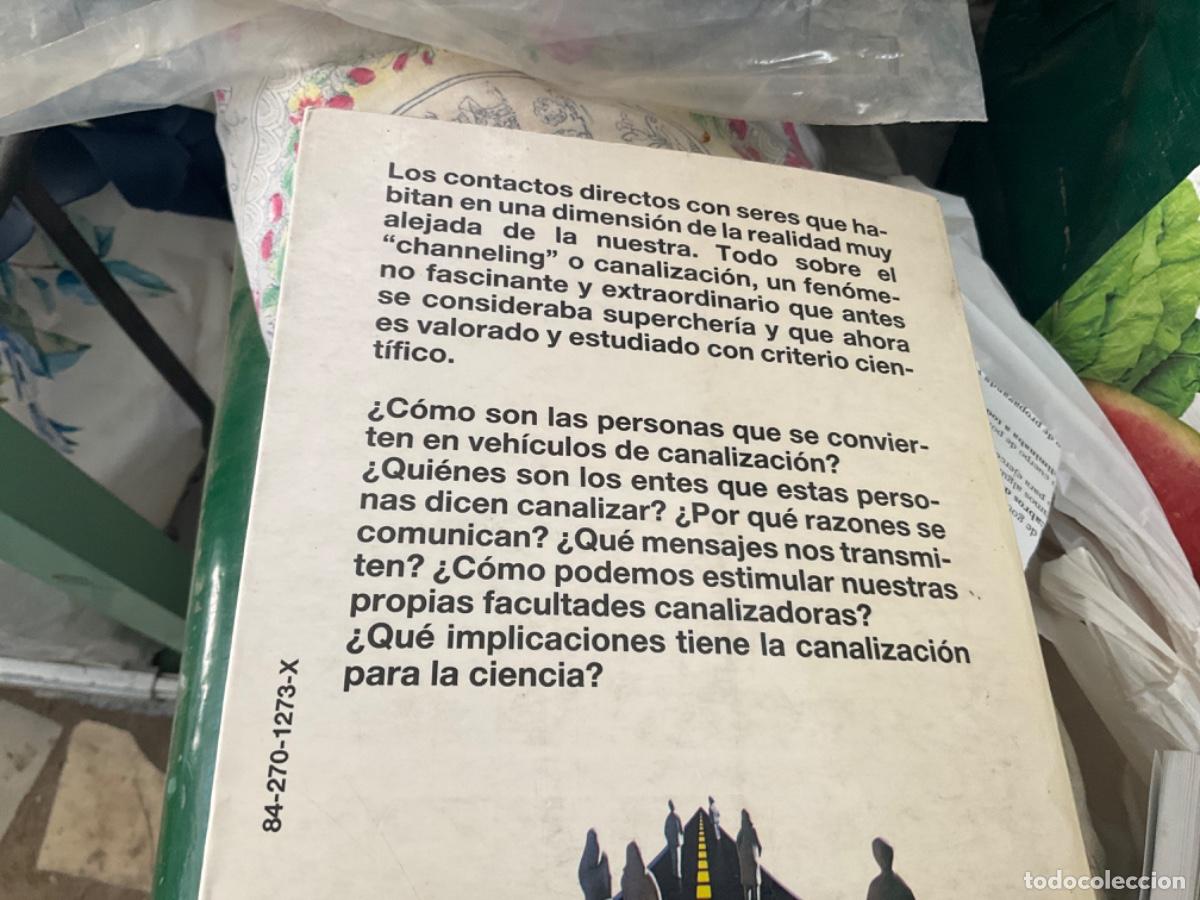 Libros de segunda mano: Mensajes del m&aacute;s all&aacute; - Jon Klimo - Mart&iacute;nez Roca, - Foto 2