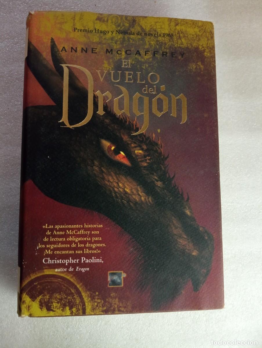 Libros de segunda mano: EL VUELO DEL DRAG&Oacute;N - ANNE MCCFFREY - Foto 1