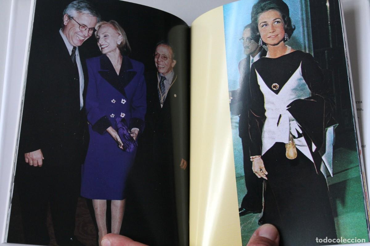 Libros de segunda mano: Isabel De Villalonga - Pertegaz. Universo de la moda - Pol&iacute;grafa - Foto 5