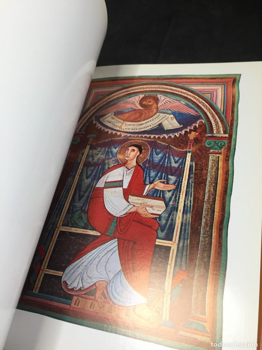 Libros de segunda mano: EL CODICE AUREO. Los Cuatro Evangelios. Siglo XI MATILDE LOPEZ SERRANO 1980 - Foto 6