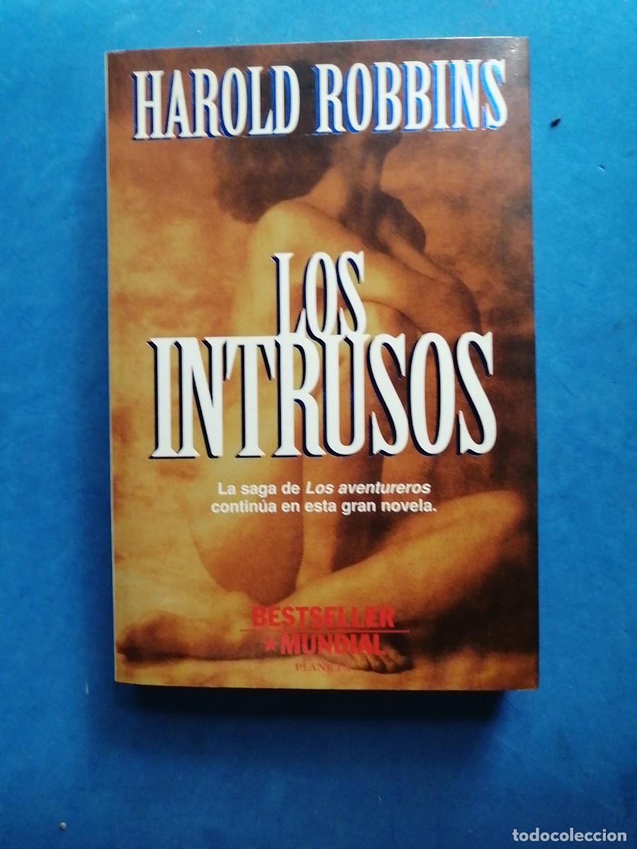 Libros de segunda mano: Los intrusos por Harold Robbins - Foto 1