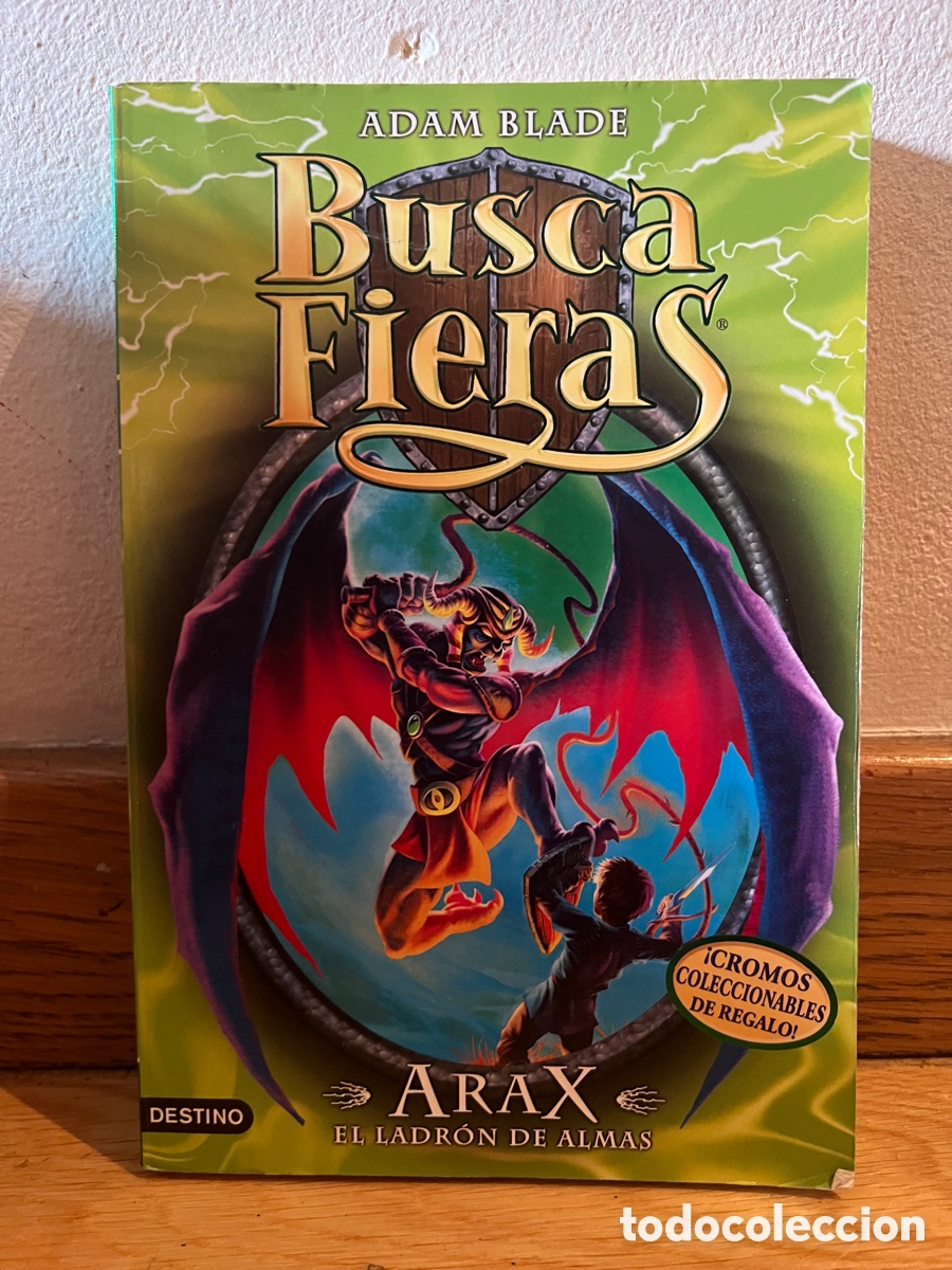 Libros de segunda mano: Busca fieras Adam Blade - Foto 1