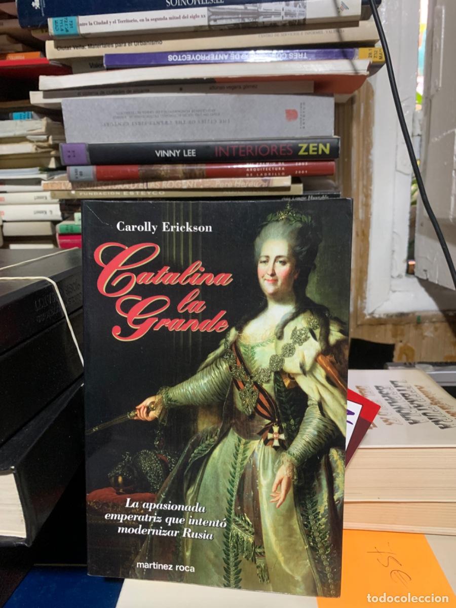 Libros de segunda mano: Catalina la Grande, Carolly Erickson, Mart&iacute;nez roca - Foto 1