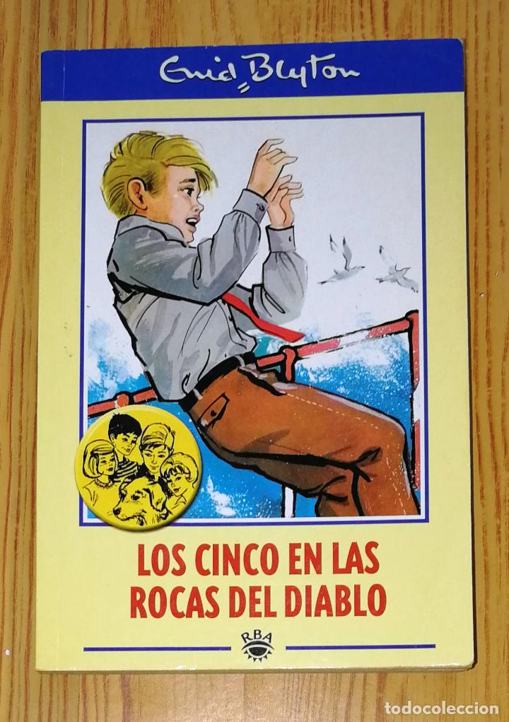 Libros de segunda mano: LOS CINCO EN LAS ROCAS DEL DIABLO / Enid Blyton. - RBA, 2001 - Foto 1