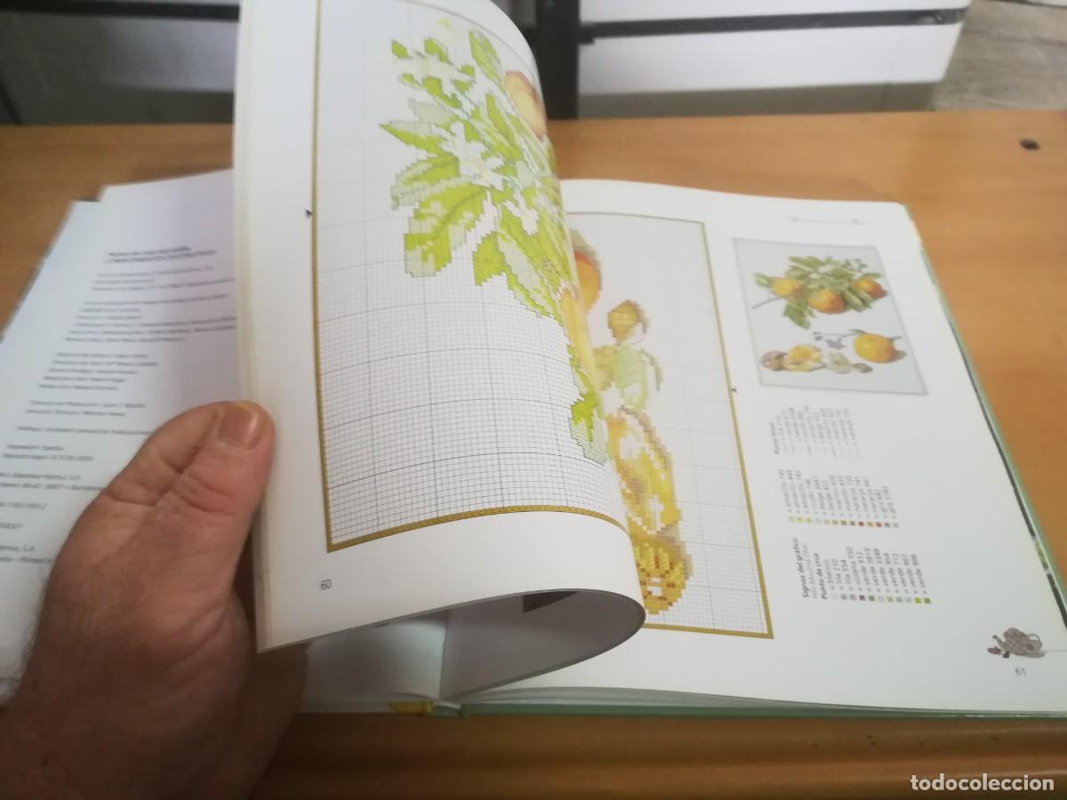 Libros de segunda mano: COMPLEMENTOS DECORATIVOS / CONS527GV / PUNTO CRUZ CON ESTILO / MODA LABORES HOGAR - Foto 12