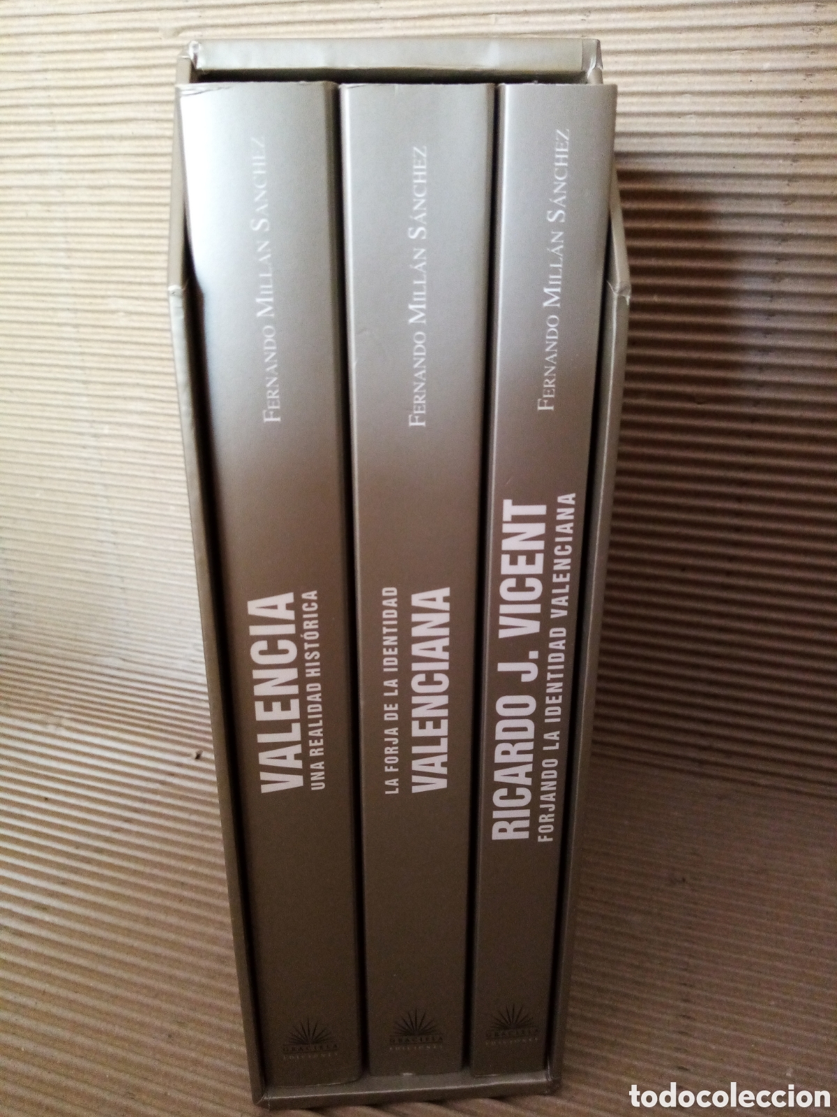 Second hand books: La forja de la identidad Valenciana (3 libros) -Fernando Mill&aacute;n S&aacute;nchez-