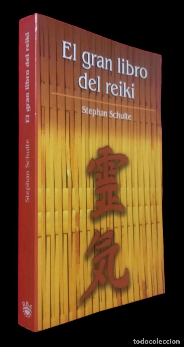 Libros de segunda mano: EL GRAN LIBRO DEL REIKI / STEPHAN SCHULLE. CASI COMO NUEVO. - Foto 1