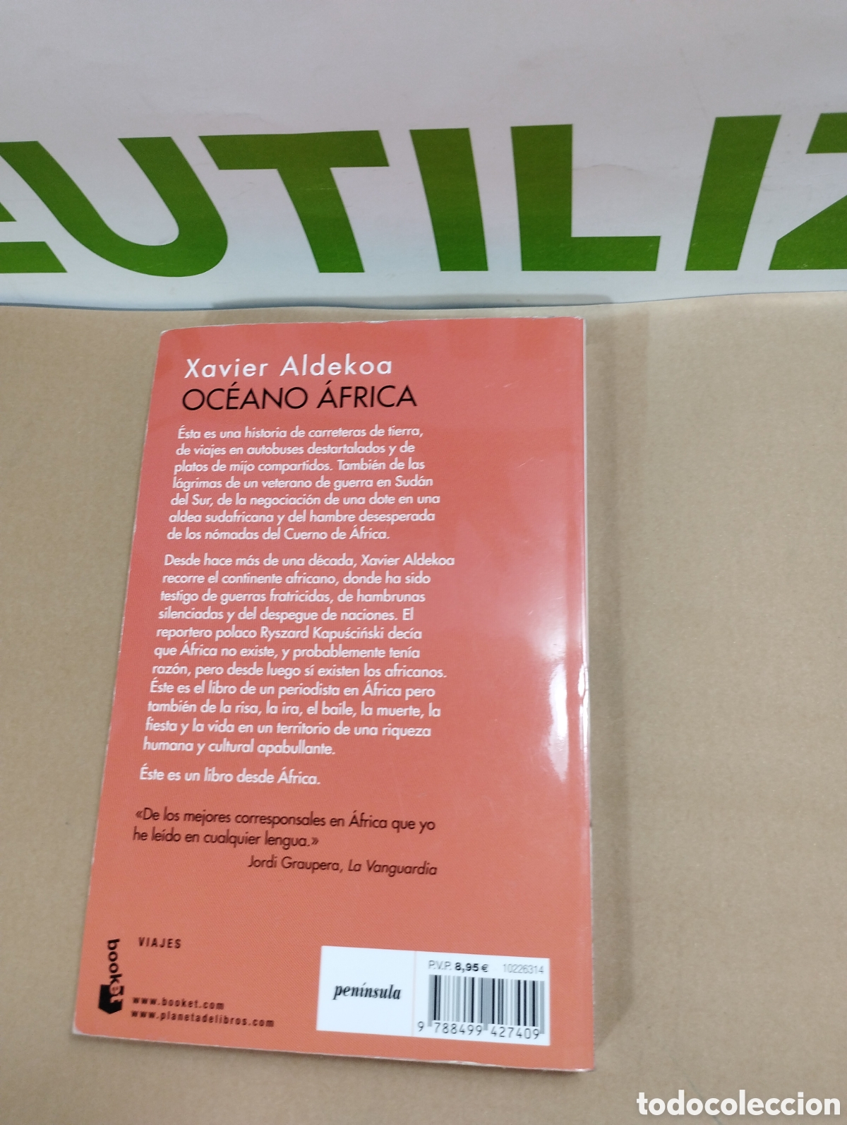 Libros de segunda mano: Oc&eacute;ano africa. Xavier Aldekoa. Booket. - Foto 2