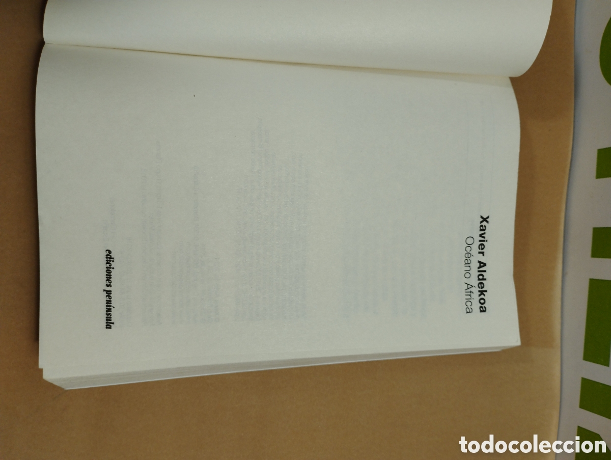 Libros de segunda mano: Oc&eacute;ano africa. Xavier Aldekoa. Booket. - Foto 3