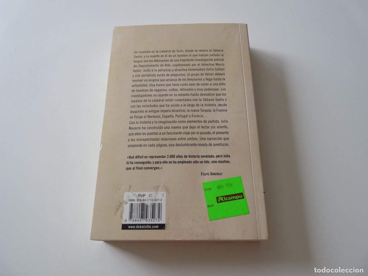 Libros de segunda mano: LA HERMANDAD DE LA S&Aacute;BANA BLANCA de JULIA NAVARRO REF: C10 - Foto 2