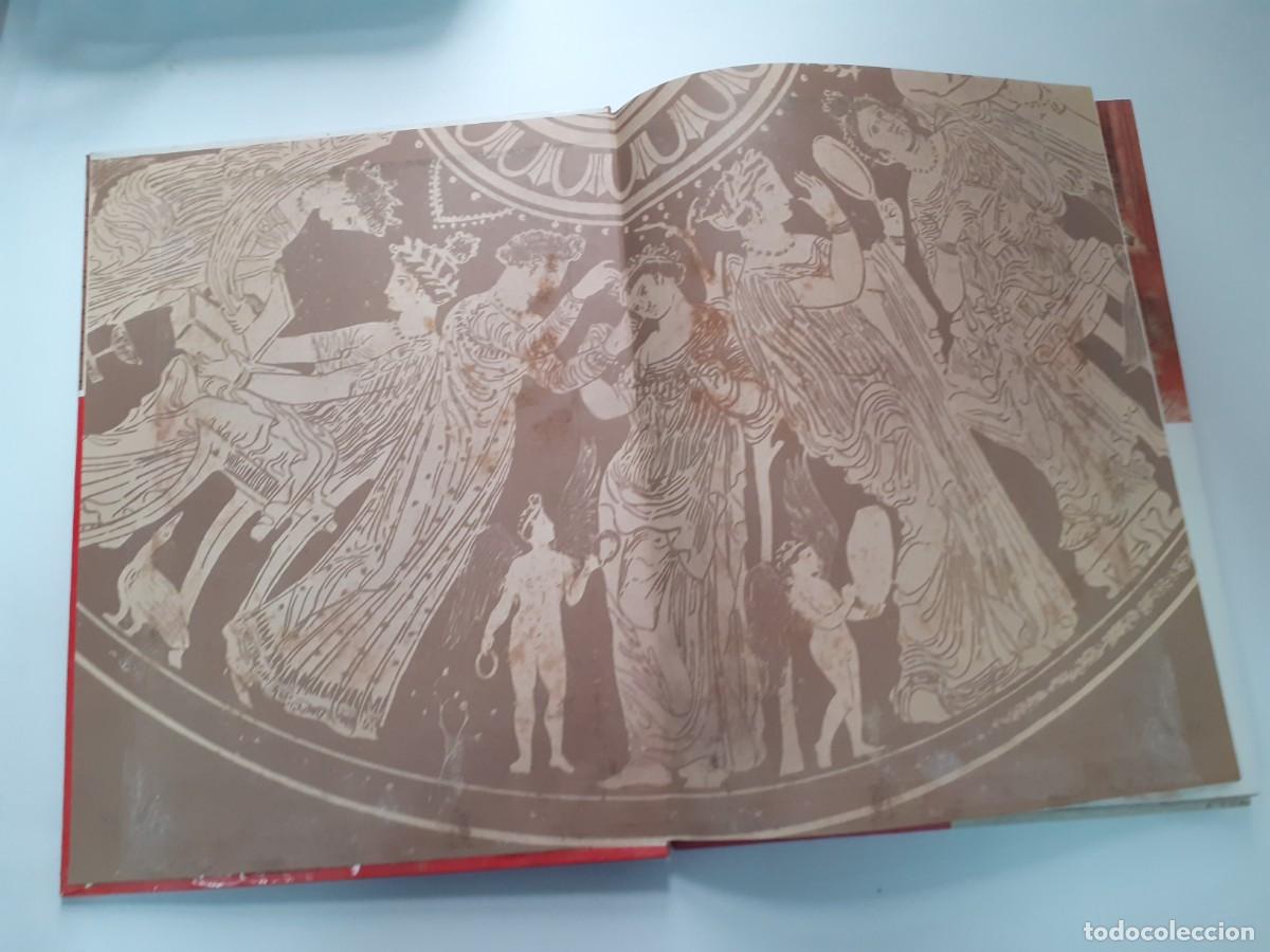 Libros de segunda mano: Libro trajes vestidos historia - Foto 4