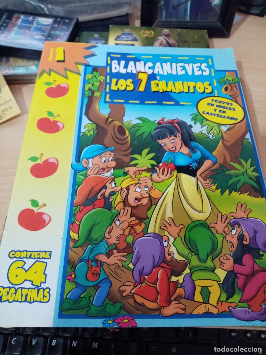 Libros de segunda mano: BLANCANIEVES Y LOS 7 ENANITOS. TEXTOS EN INGLES Y EN CASTELLANO. EST1B4 - Foto 1