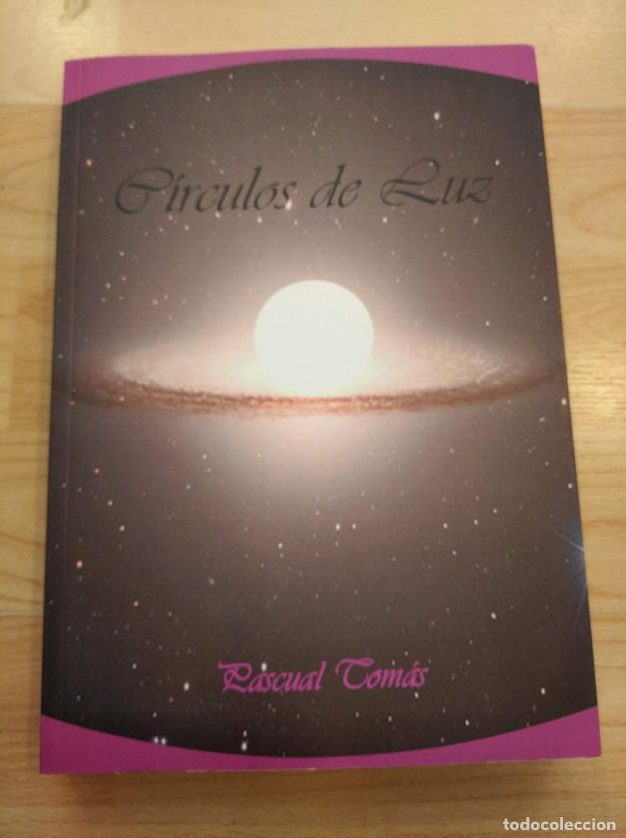 Libri di seconda mano: 'C&iacute;rculos de luz'. Pascual Tom&aacute;s