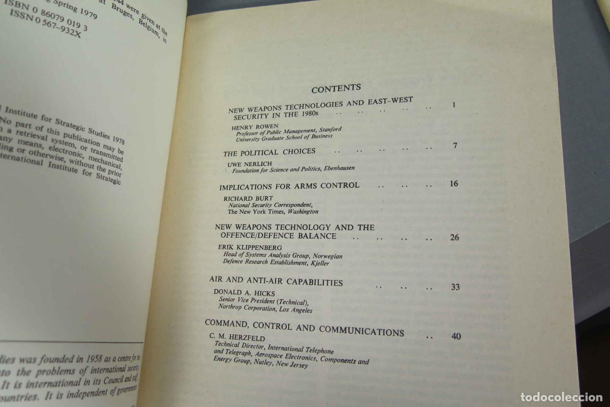 Libros de segunda mano: New Conventional Weapons and East/West Security (Adelphi papers). 2 TOMOS - Foto 3
