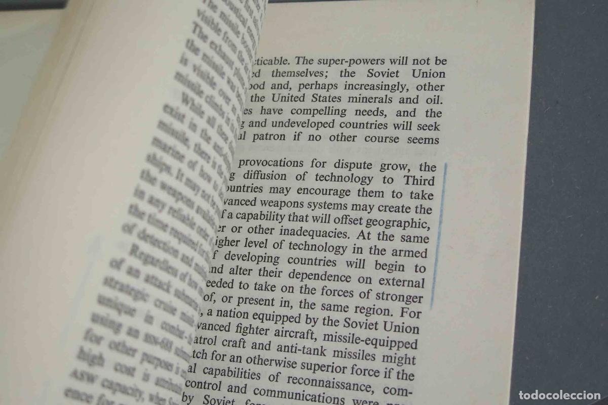 Libros de segunda mano: SEA POWER AND WESTERN SECIRITY. THE NEXT DECADE. ADELPHI PAPERS - Foto 2