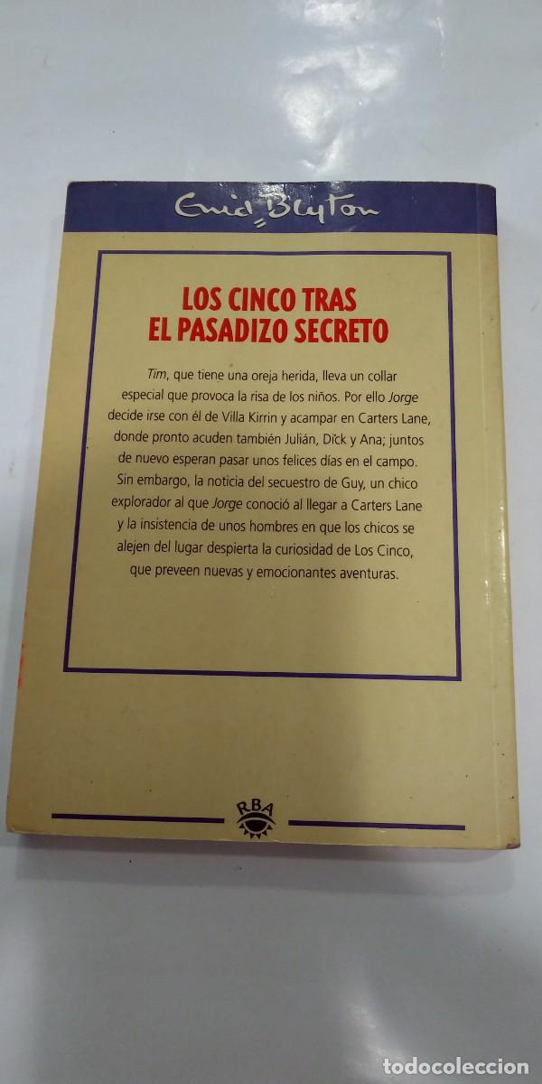 Libros de segunda mano: Los Cinco tras el pasadizo secreto Enid Blyton - Foto 2