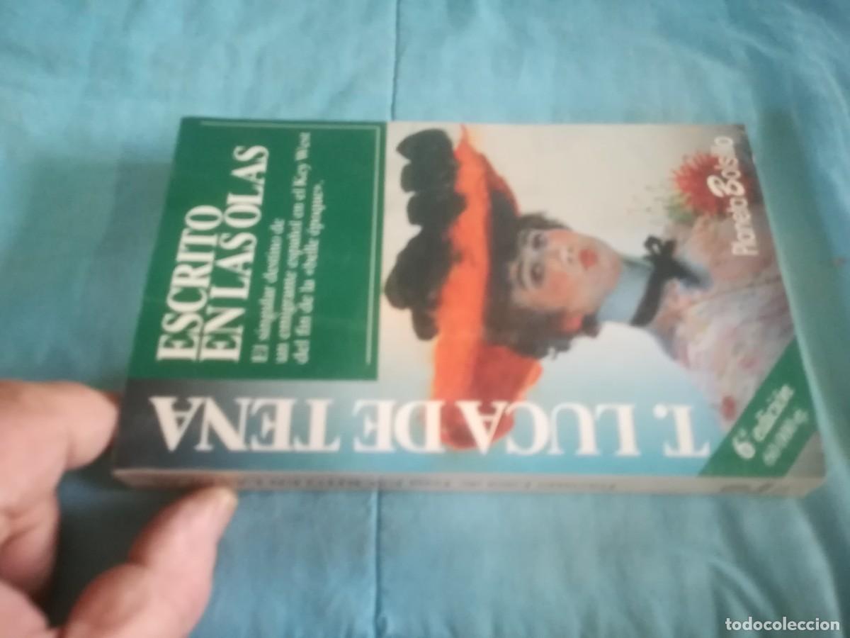 Libros de segunda mano: ESCRITO EN LAS OLAS / LUCA DE TENA / CONS 602B / PLANETA BOLSILLO - Foto 2