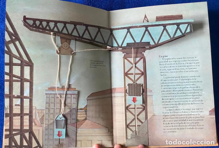 Libros de segunda mano: MAQUINAS - GUIA DE FUNCIONAMIENTO EN 3D - LIBRO POP-UP - EDICIONES B (1992) - Foto 5