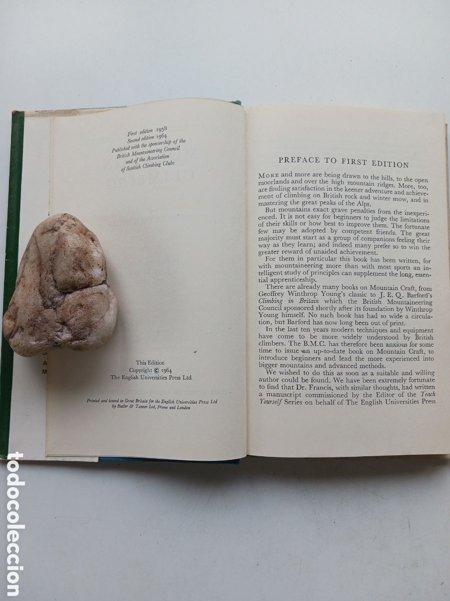 Libros de segunda mano: Teach yourself mountain climbing Godfrey Francis 1964 ingl&eacute;s - Foto 6