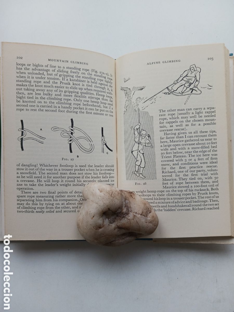 Libros de segunda mano: Teach yourself mountain climbing Godfrey Francis 1964 ingl&eacute;s - Foto 7