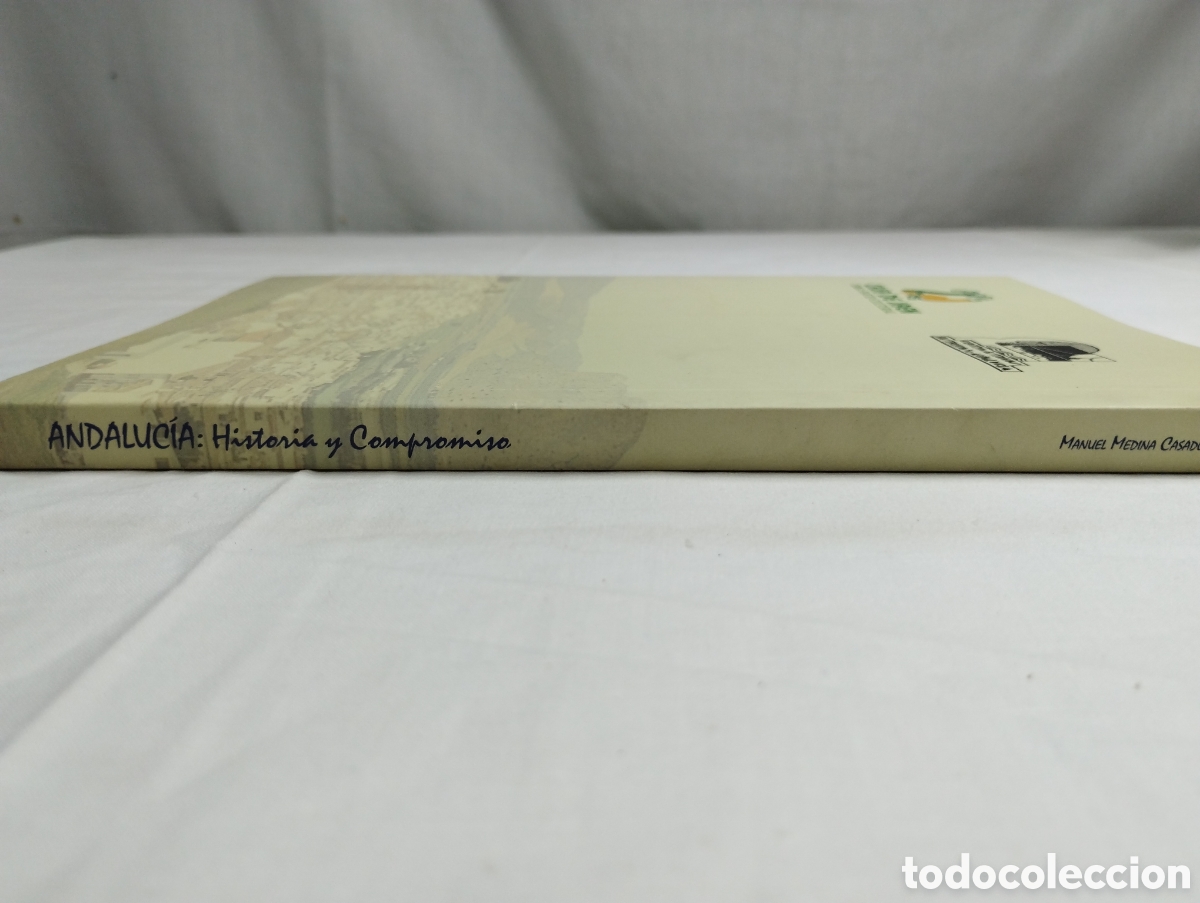 Libros de segunda mano: Andaluc&iacute;a: Historia y compromiso. Manuel Medina, 2002 KKB - Foto 2