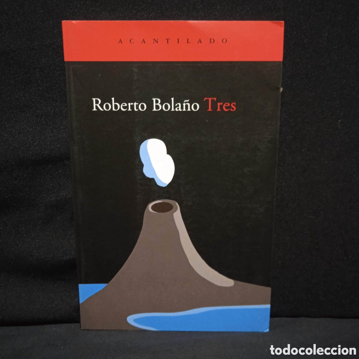 Libros de segunda mano: TRES - ROBERTO BOLA&Ntilde;O - ACANTILADO 2009 #8974 - Foto 1