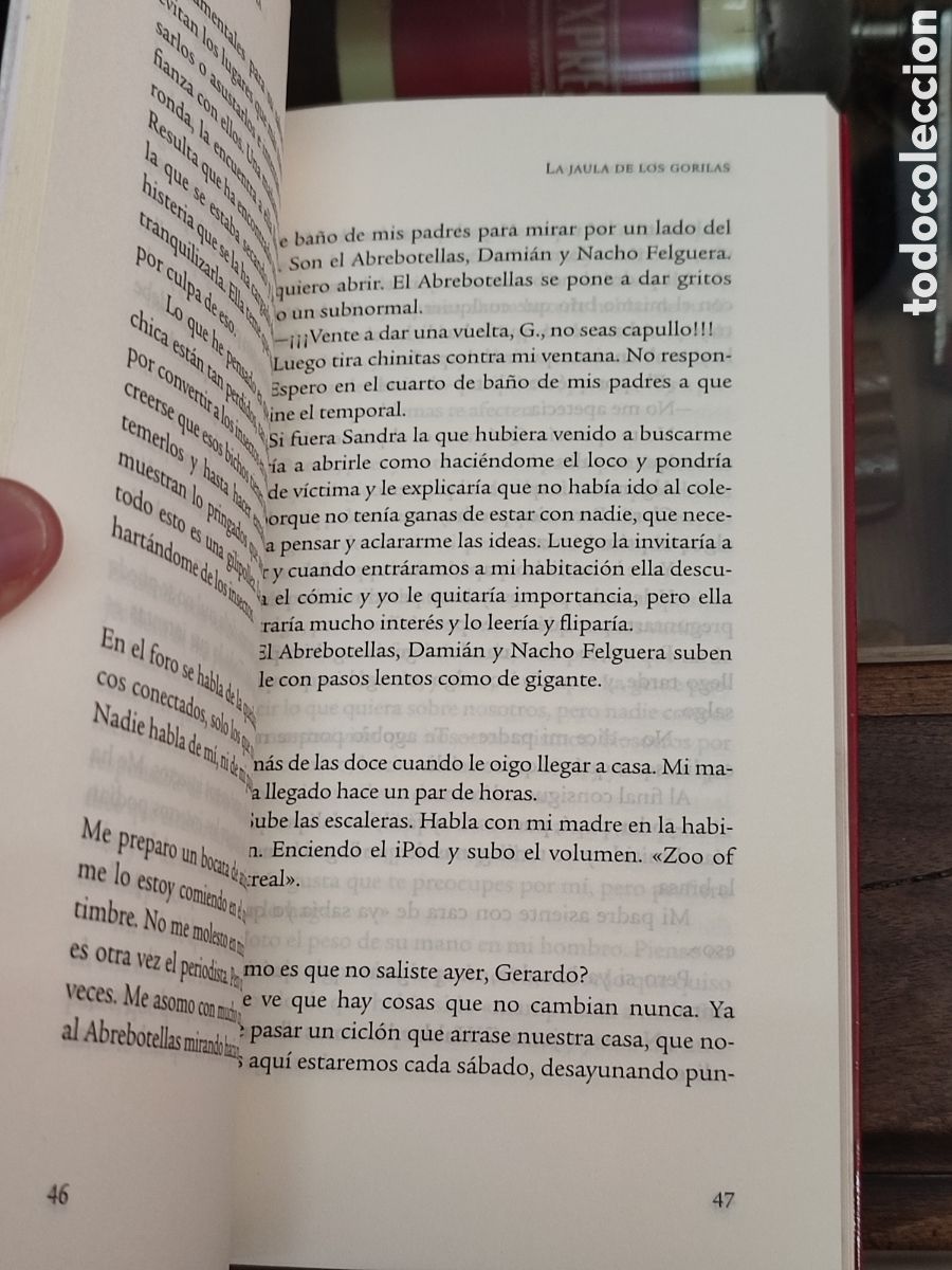 Libros de segunda mano: Rodrigo Mu&ntilde;oz Avia Jaula de los gorilas Alfaguara - Foto 4
