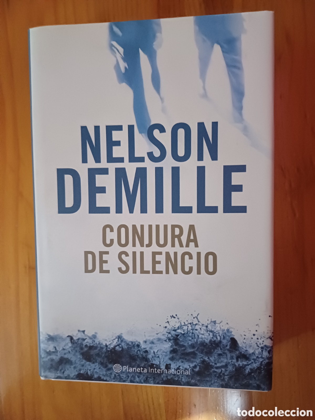 Libros de segunda mano: Conjura de silencio Nelson Demille - Foto 1