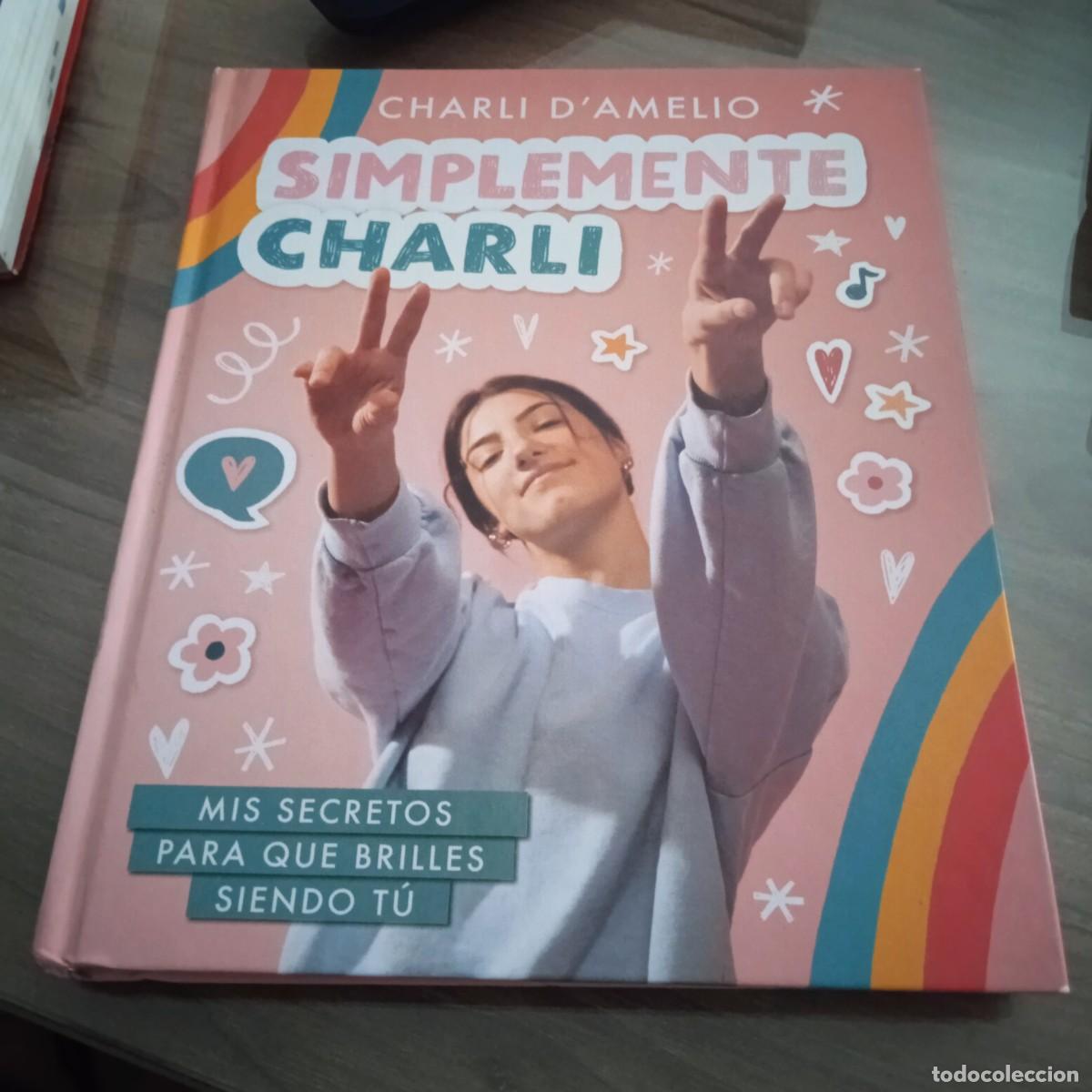 Libros de segunda mano: Libro de Chatli DAmelio.Simplemente Charli - Foto 1