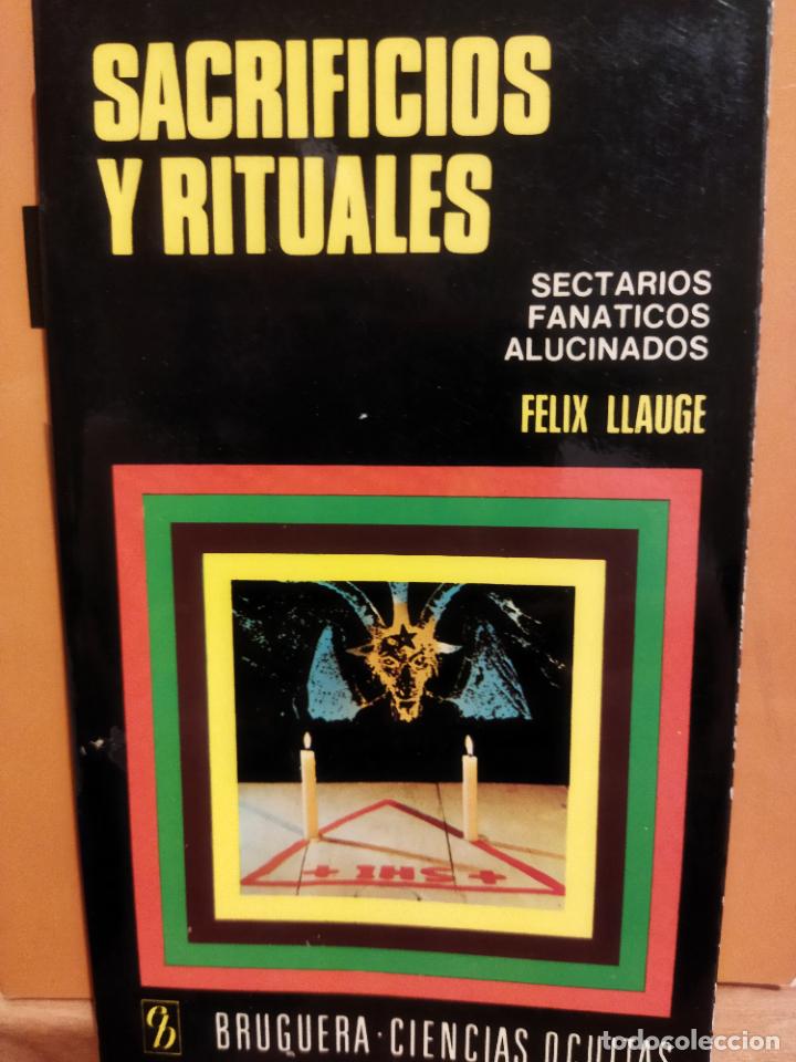 Libros de segunda mano: Sacrificios y rituales - Foto 1